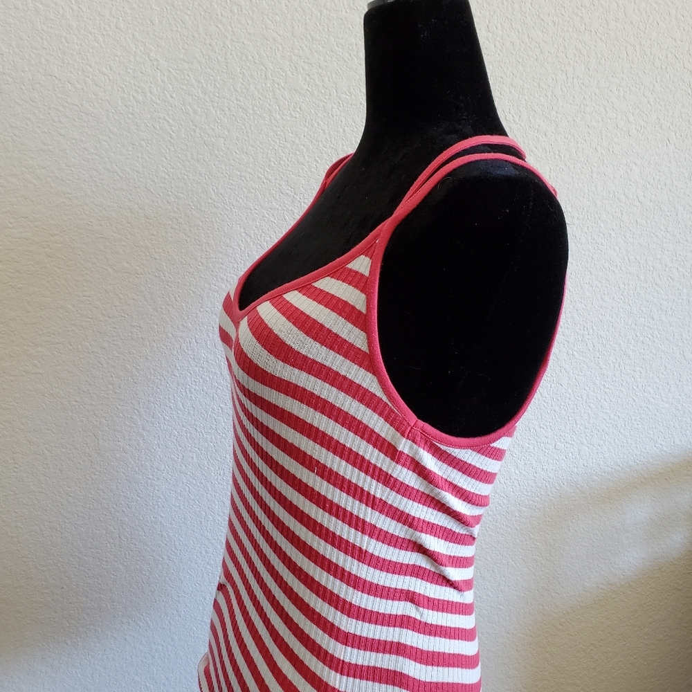 ♡♡♡♡♡ NWOT Criss- cross back top - Picture 10 of 11